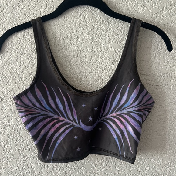Teeki Crop Top - Picture 3 of 4
